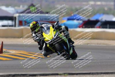 media/Oct-09-2022-SoCal Trackdays (Sun) [[95640aeeb6]]/Turn 2 (1110am)/